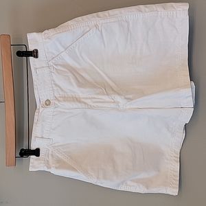 Gloria Vanderbilt high waisted shorts